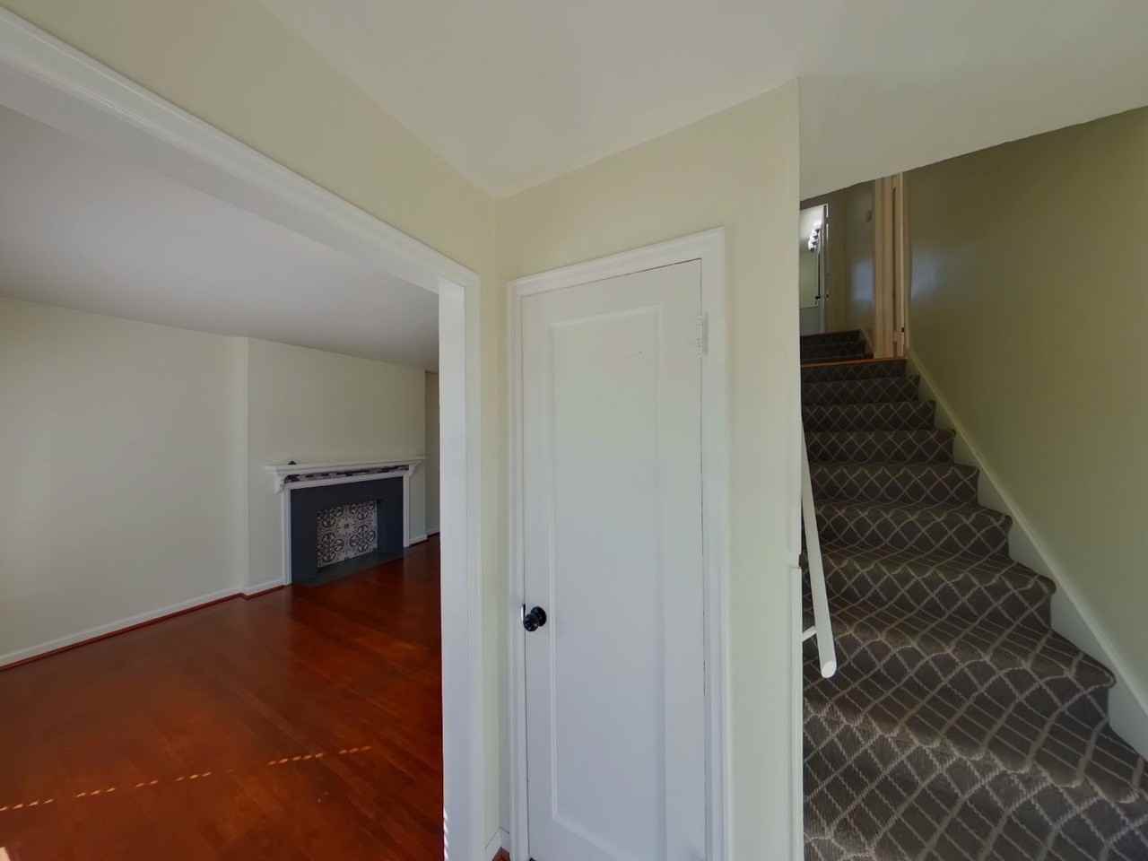 403 Harding St - Photo 2 of 12