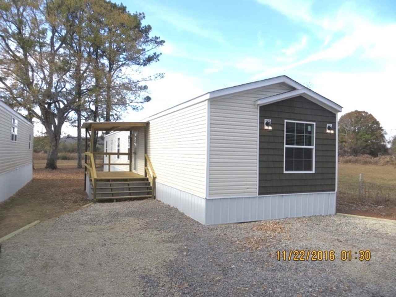 1007 Alexandria Rd Sw - Photo 2 of 18