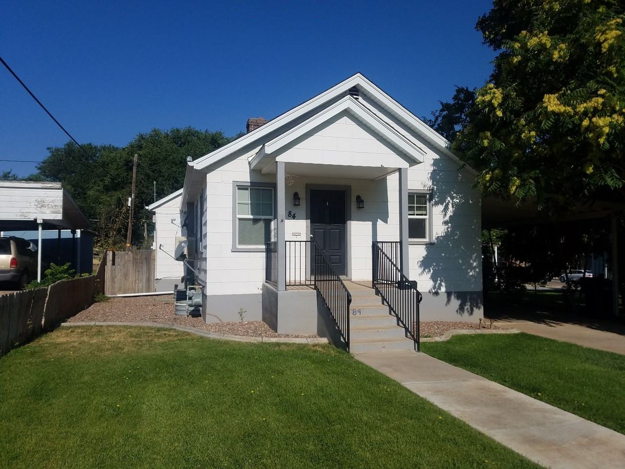 84 S 300 E - Photo 2 of 11