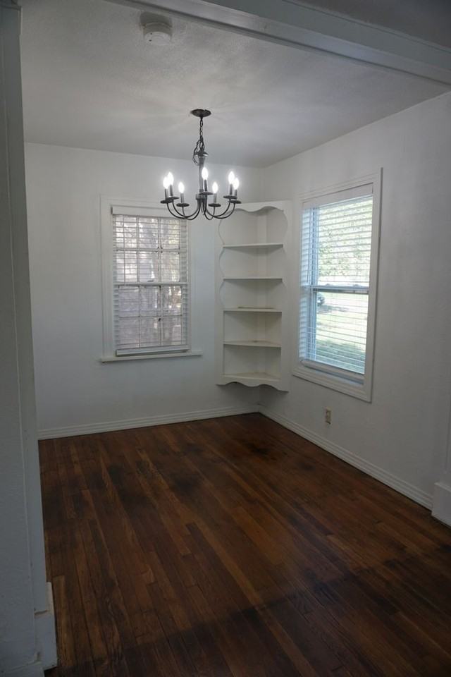 2309 27th St - Photo 2 of 8