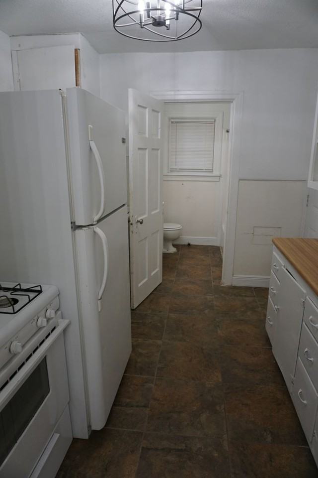 2309 27th St - Photo 6 of 8