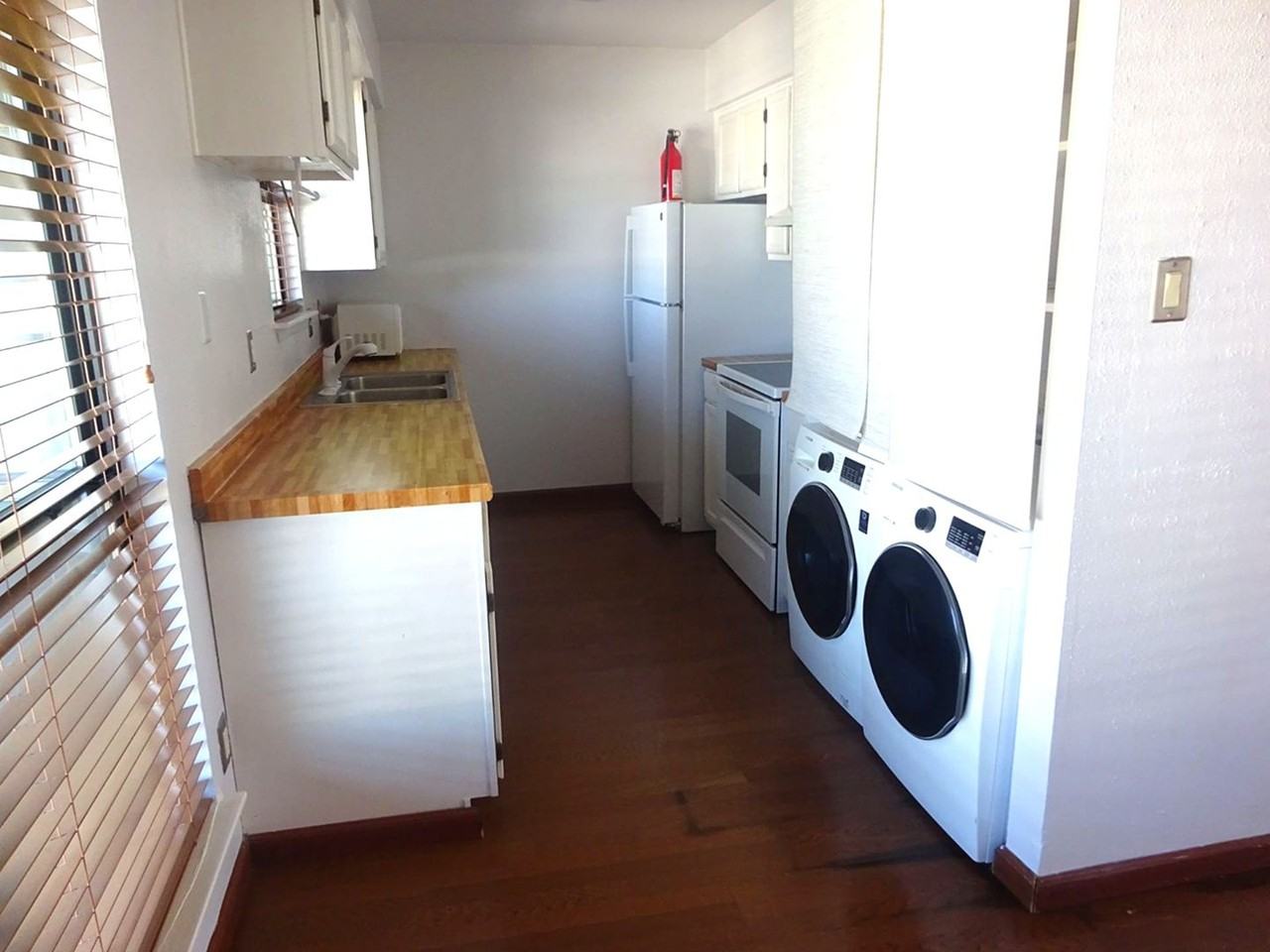 101 Stratford St #205 - Photo 5 of 12