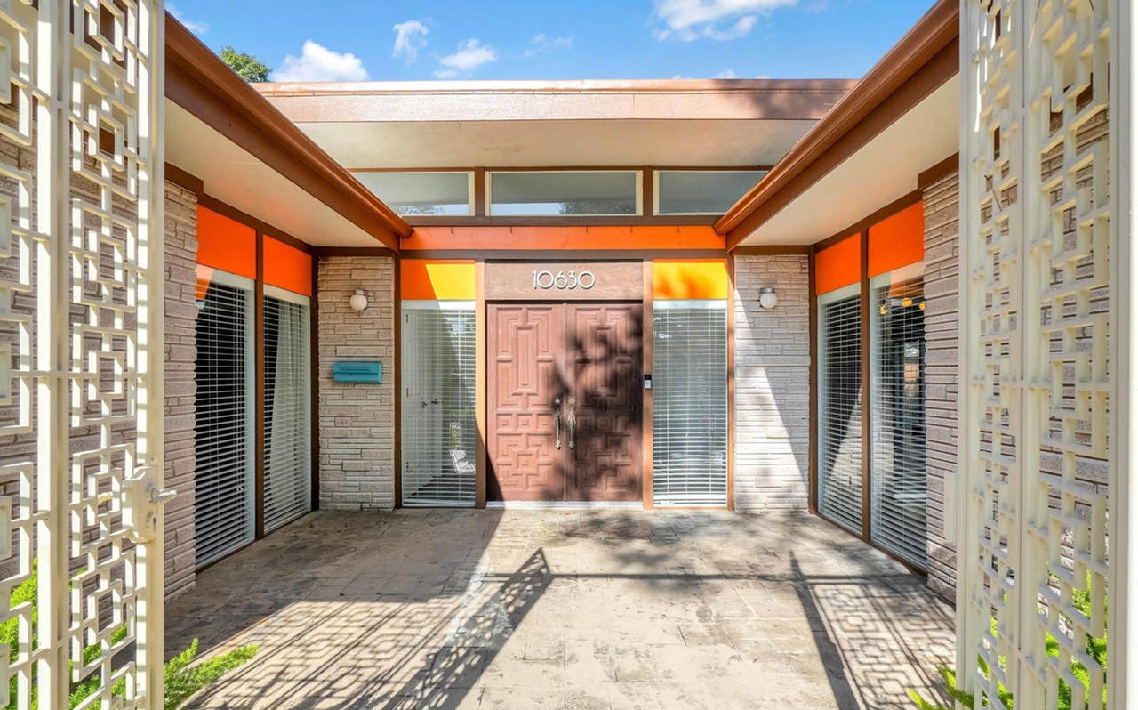 10630 Olympia Dr - Photo 2 of 26