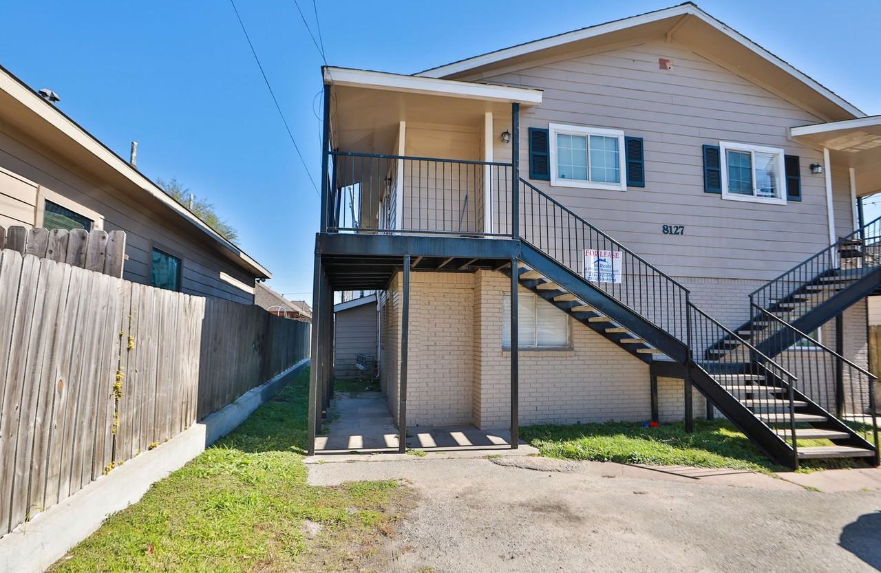 8127 Colonial Ln #2 - Photo 3 of 28