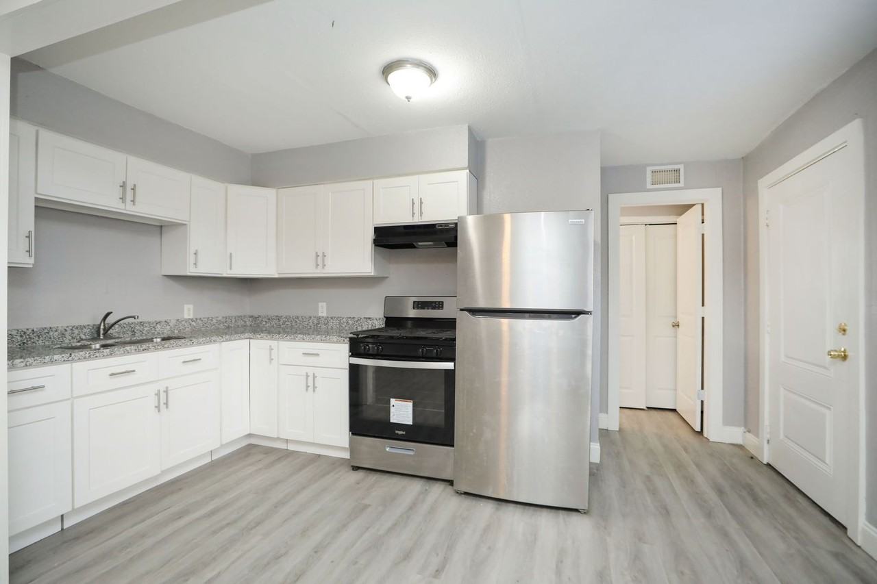 8127 Colonial Ln #2 - Photo 6 of 27