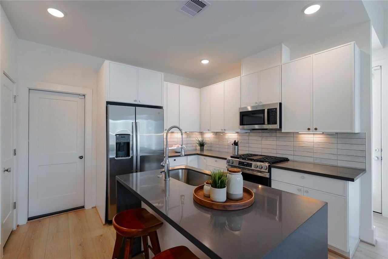 864 Paul Quinn St #G - Photo 5 of 28