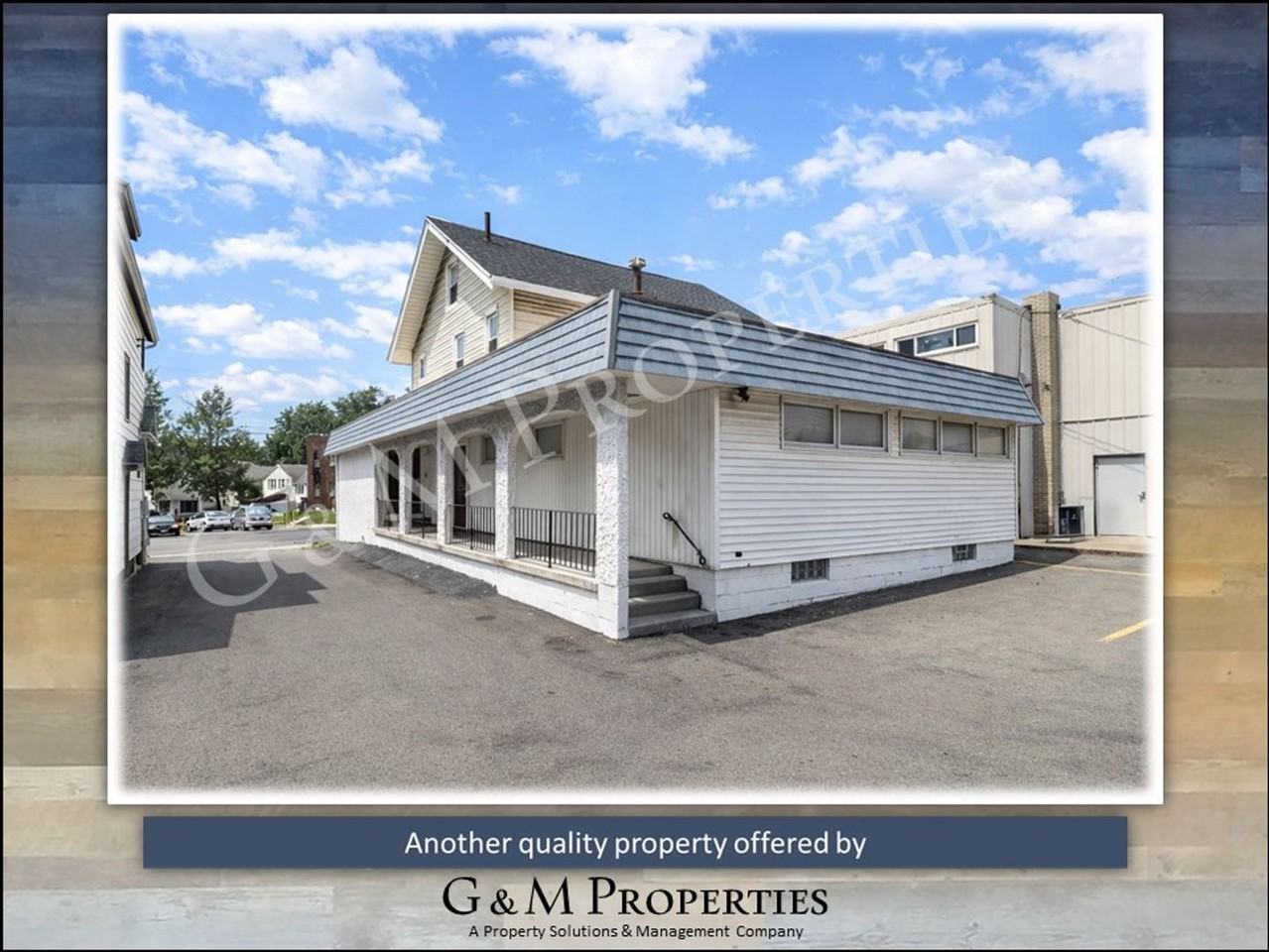 1564 Mount Hope Ave - Photo 3 of 13