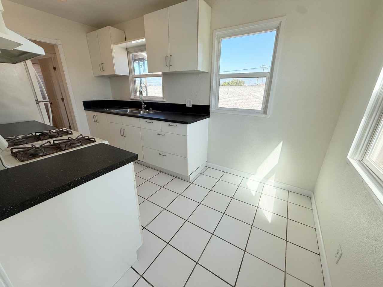 4290A 50th St - Photo 4 of 11