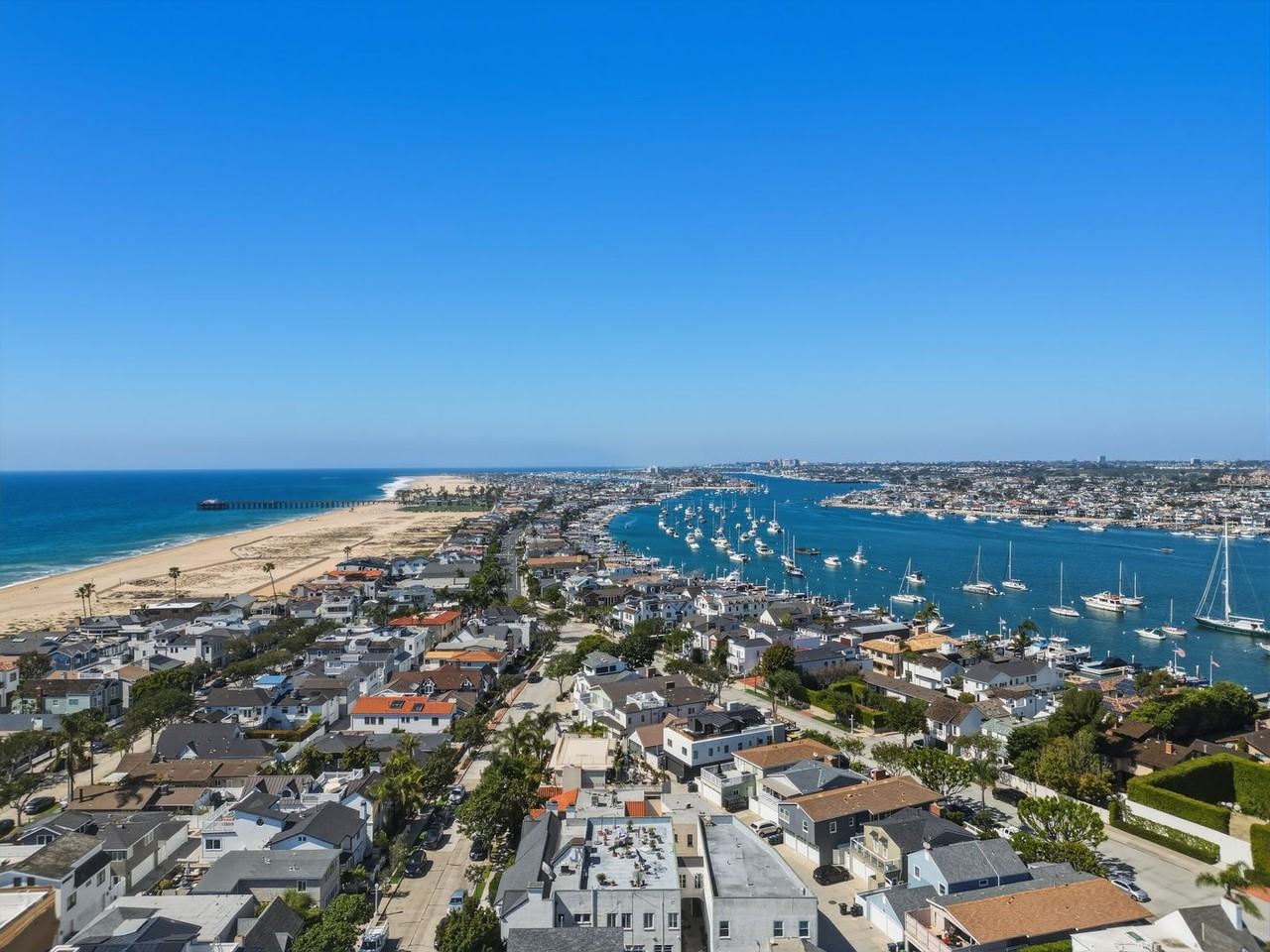 1530 Miramar Dr - Photo 3 of 30