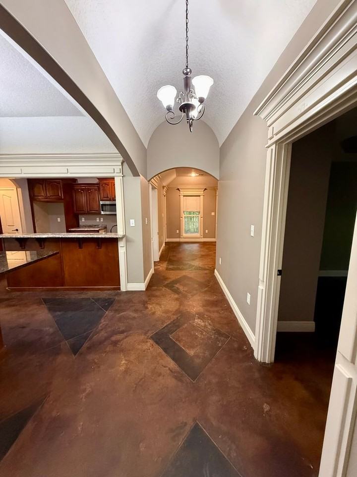 3220 Horseshoe Trl - Photo 4 of 17