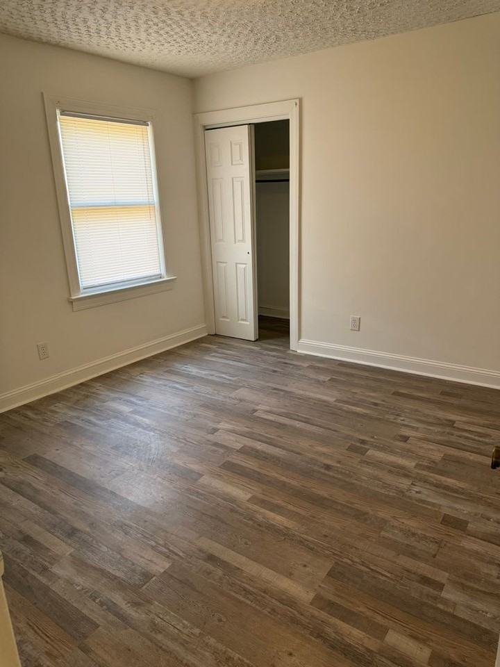 913 Kates Ln - Photo 5 of 8