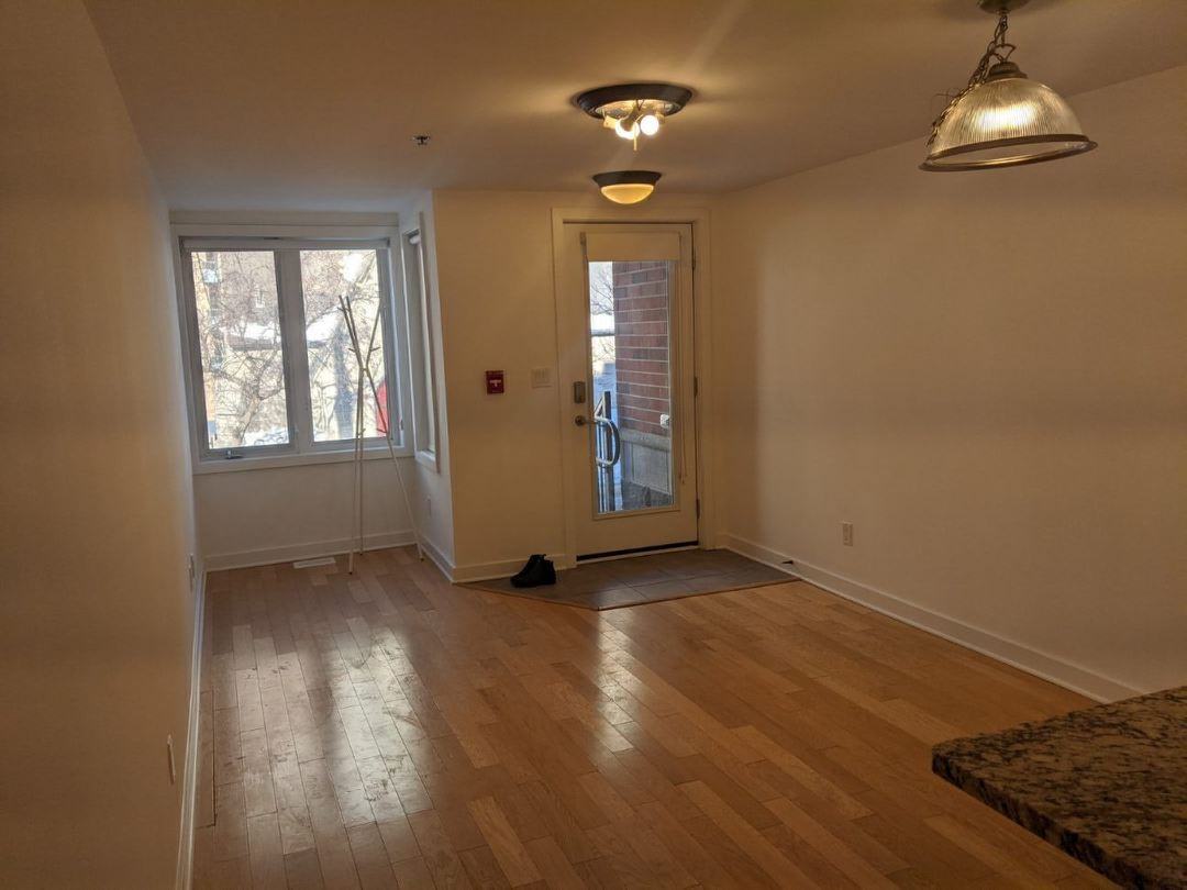 132 Daly Ave - Photo 5 of 9