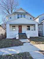 featured image of 330 E Lake St