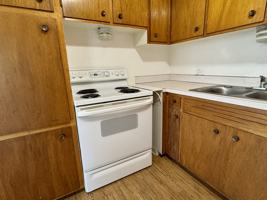 featured image of 1118 Gard Pl #1