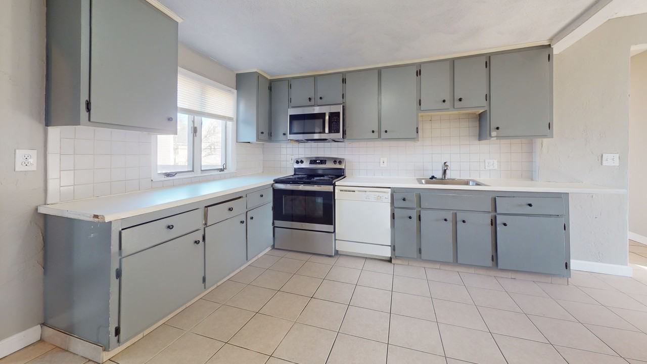 46 Plymouth St #46 - Photo 2 of 17