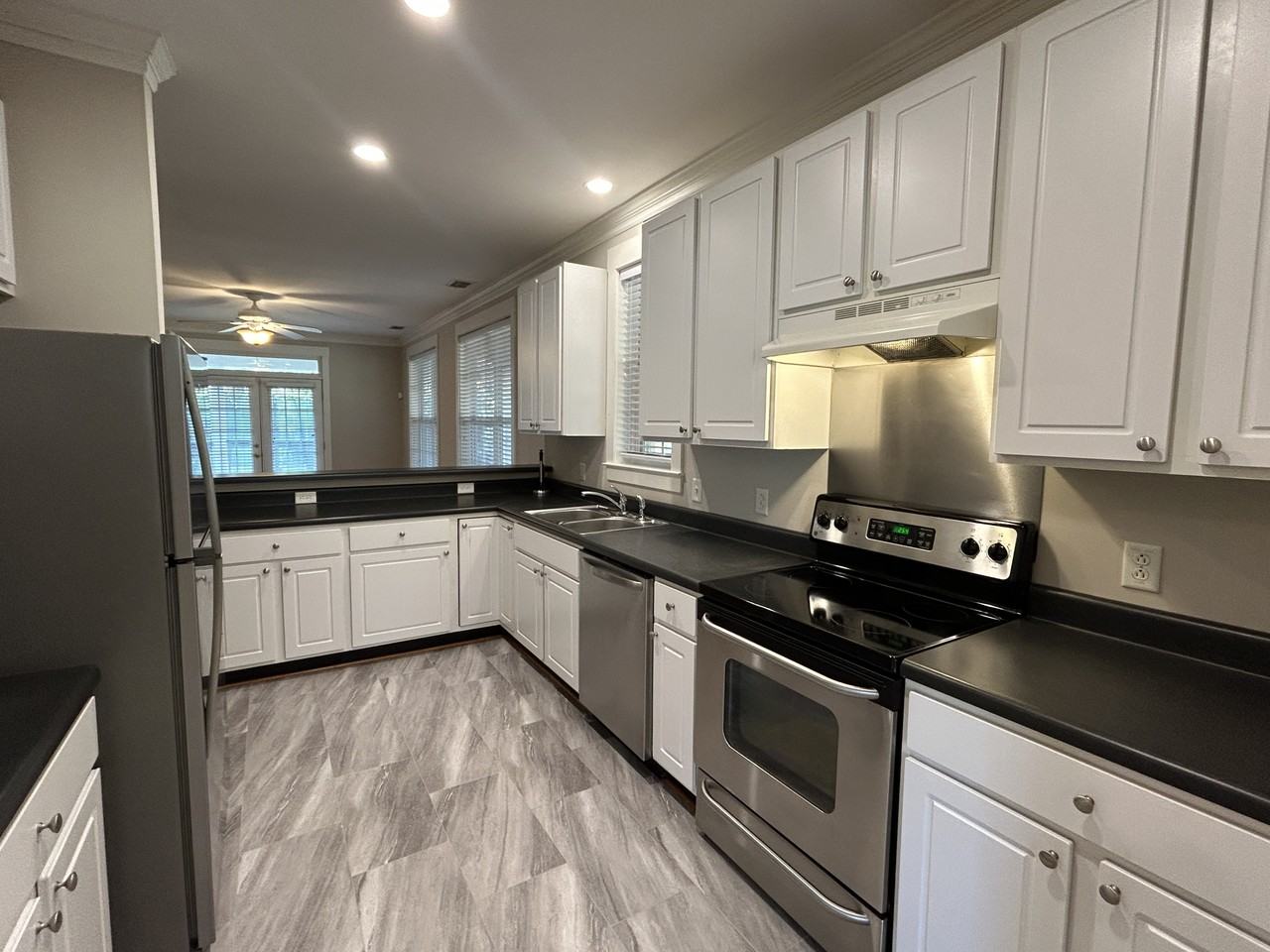 2805 3rd St #1 - Photo 6 of 28