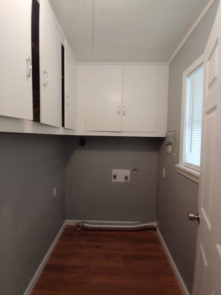 280 Morris Dr #1 - Photo 4 of 18