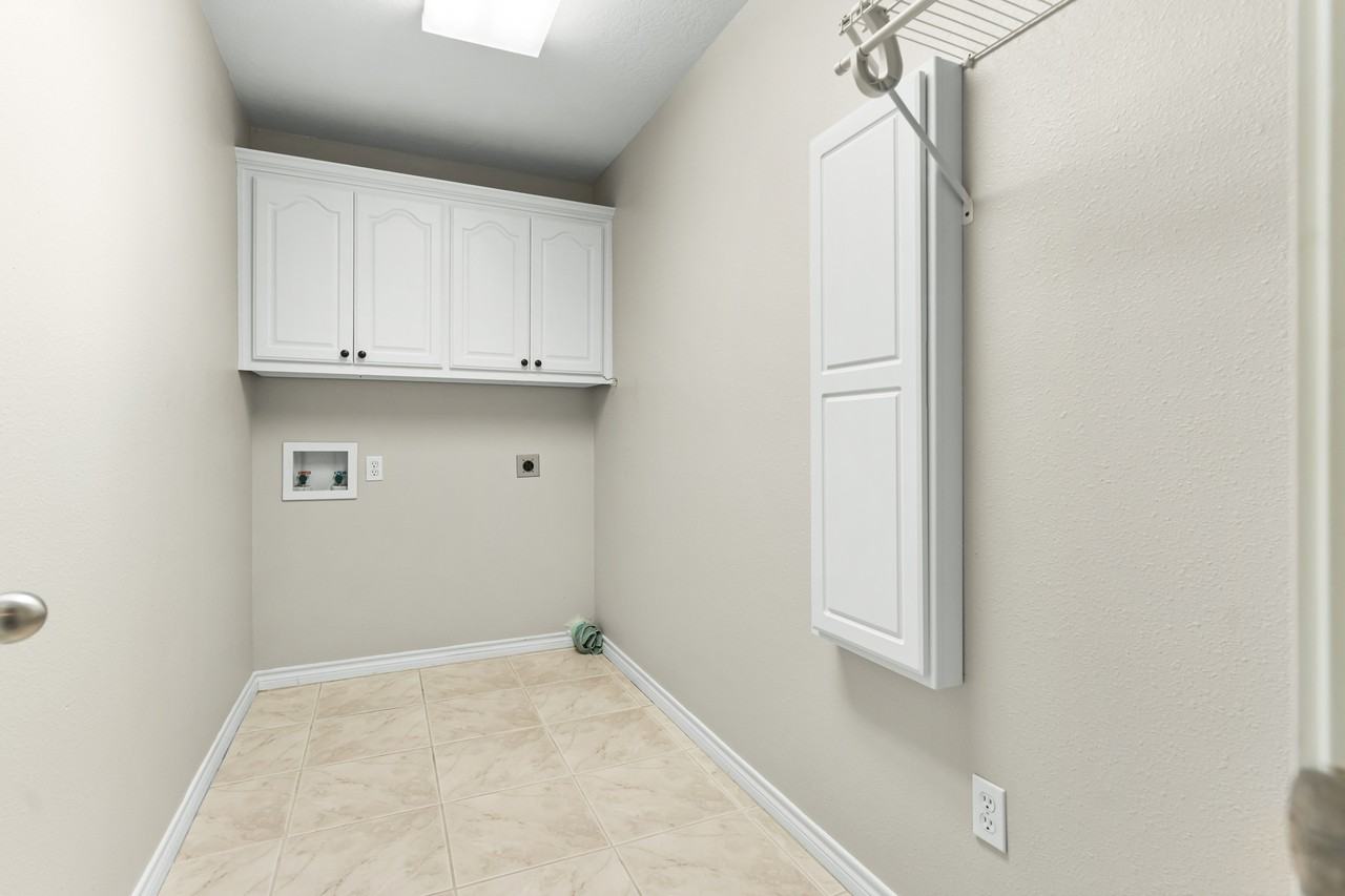 17815 Nonie Ln #1 - Photo 3 of 26