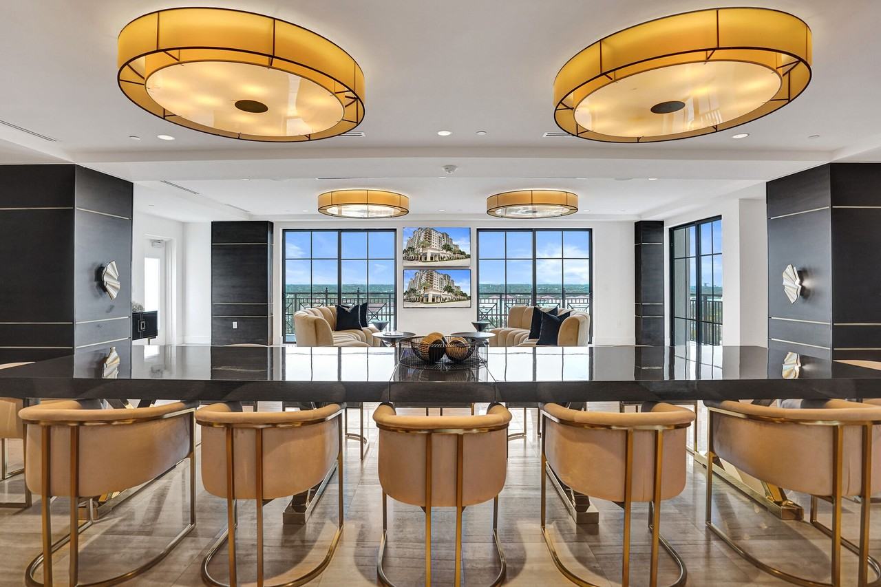 101 Via Mizner - Photo 2 of 40