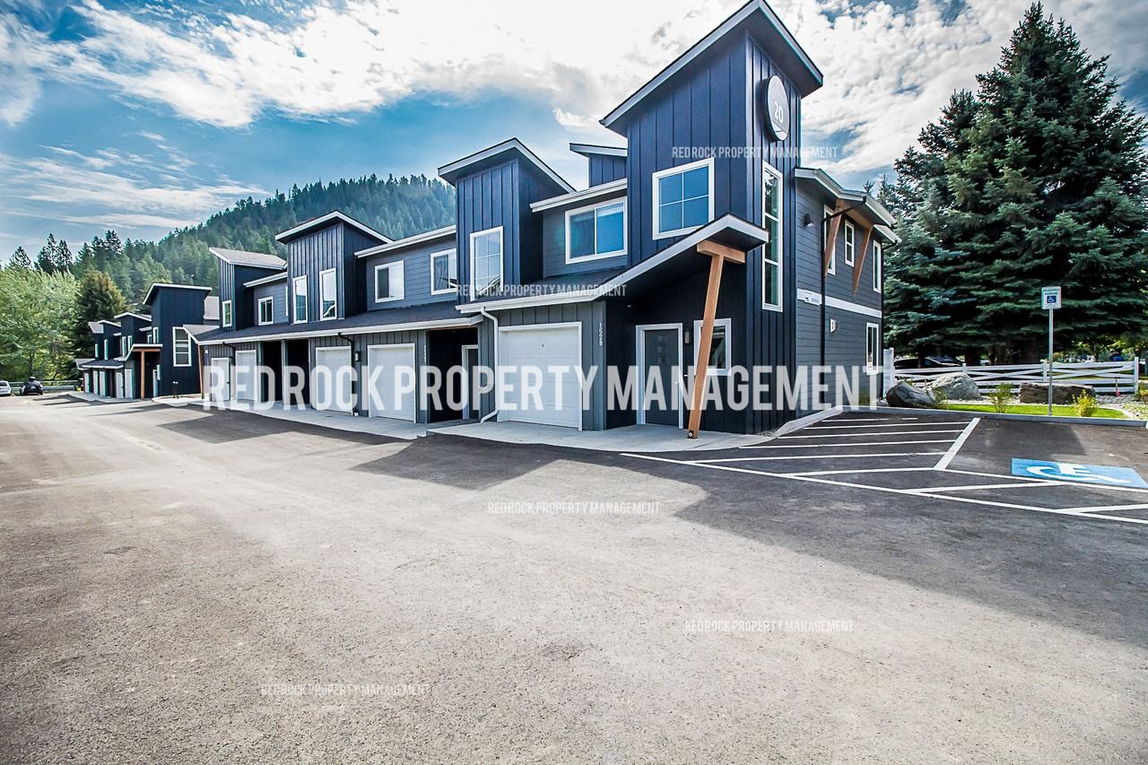 1582 E Latitude Ln #1 - Photo 2 of 31