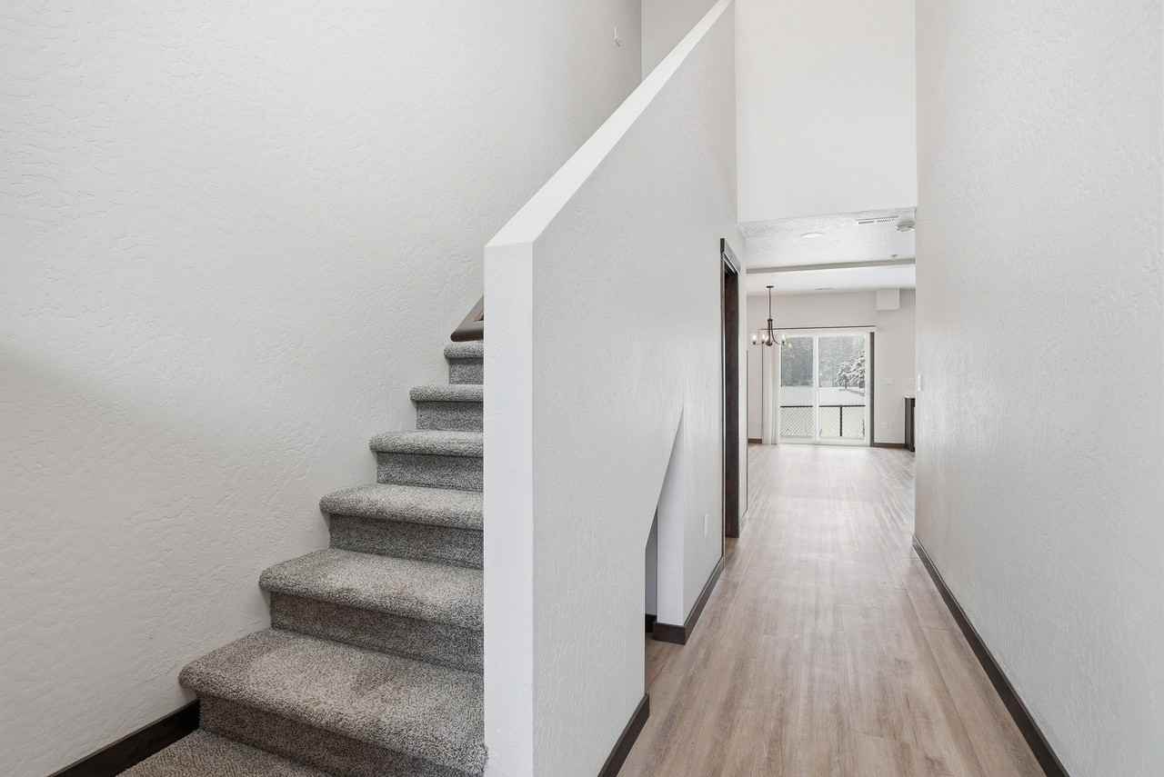 1582 E Latitude Ln #1 - Photo 3 of 31