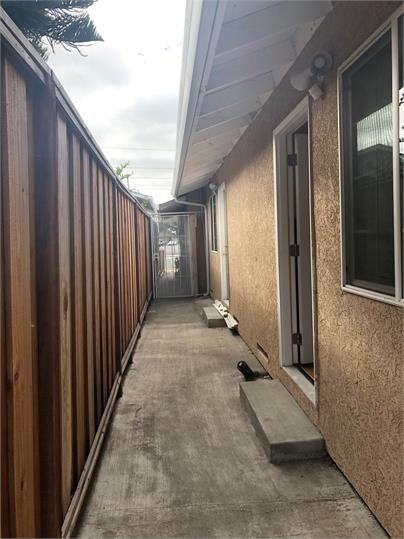 2731 Hawthorne Ct #BACK - Photo 2 of 9