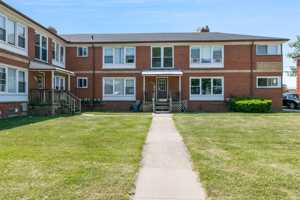 featured image of 26221 Pinehurst St