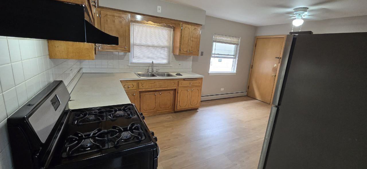 9713 S Pulaski Rd #2A - Photo 4 of 11