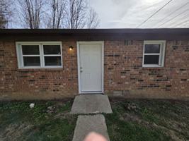 featured image of 635 Graham Dr-LW #1