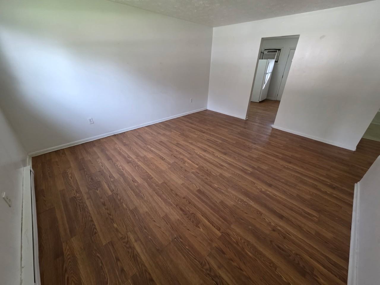 635 Graham Dr-LW #1 - Photo 2 of 7