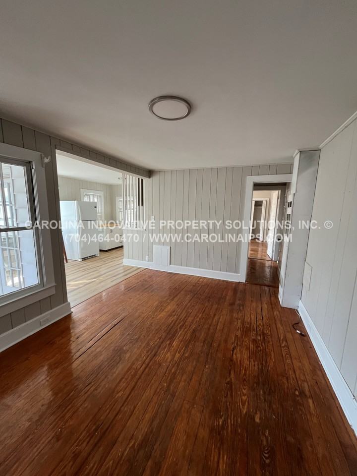 409 Union Ave #2 - Photo 5 of 25