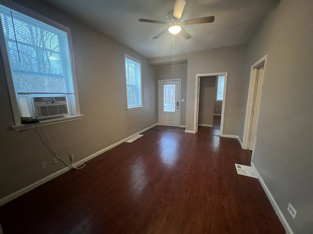 326 Fairbanks Ave #1 - Photo 3 of 19