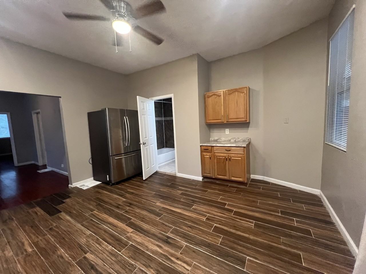 326 Fairbanks Ave #1 - Photo 6 of 19