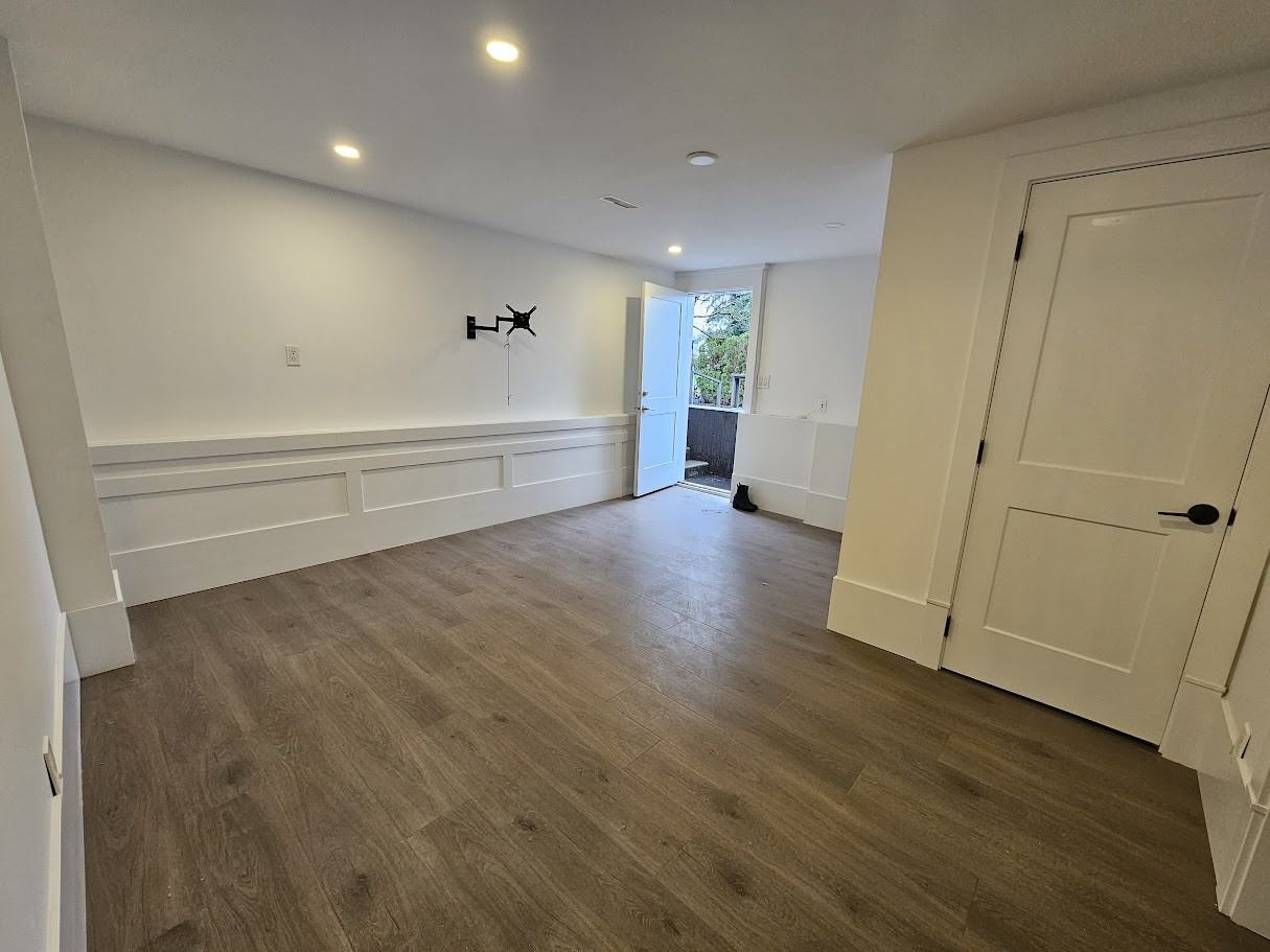 46330 Chilliwack Central Rd #B - Photo 5 of 17