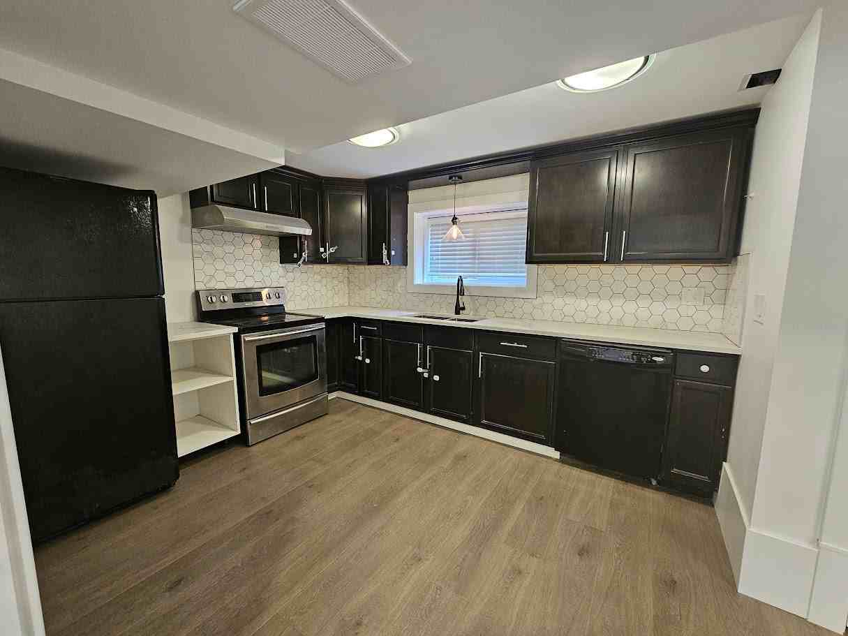 46330 Chilliwack Central Rd #B - Photo 7 of 17