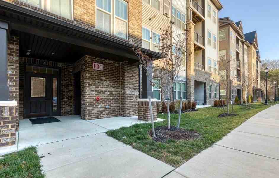 10020 Ruffian Way ##H - Photo 2 of 25