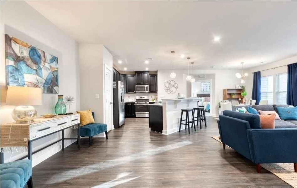 10020 Ruffian Way ##H - Photo 3 of 25