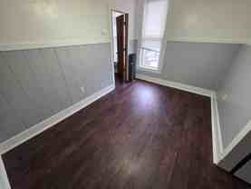 189 N Mulberry St #1 - Photo 1 of 1