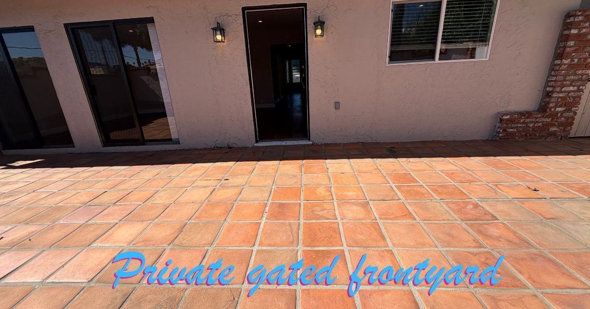 858 16th St - Photo 3 of 29