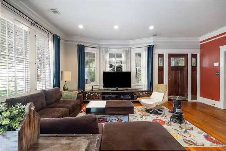 6 White St Nw - Photo 2 of 37