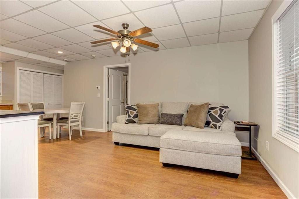 2535 Hickory Rd - Photo 7 of 28