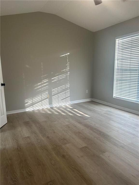 2762 Parkway Cv - Photo 6 of 8