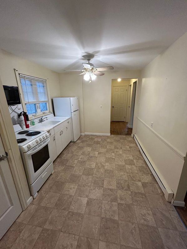 6 Davis Ave - Photo 4 of 11