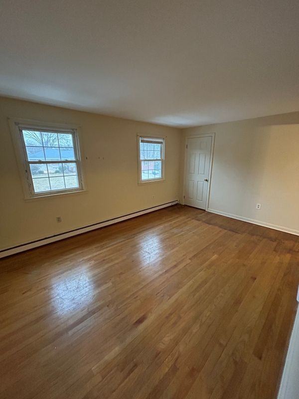 6 Davis Ave - Photo 5 of 11