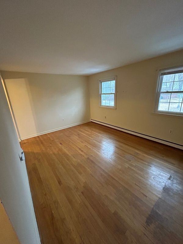 6 Davis Ave - Photo 6 of 11