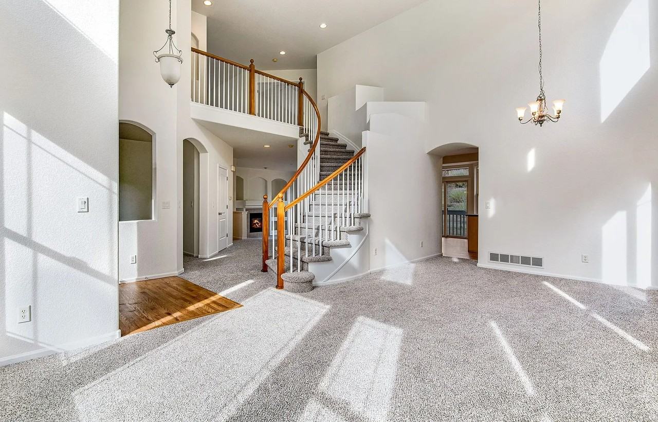 2456 S Fundy Cir - Photo 2 of 30