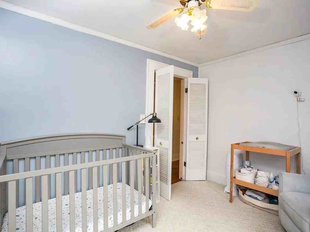 2935 Merrill Ave - Photo 4 of 14