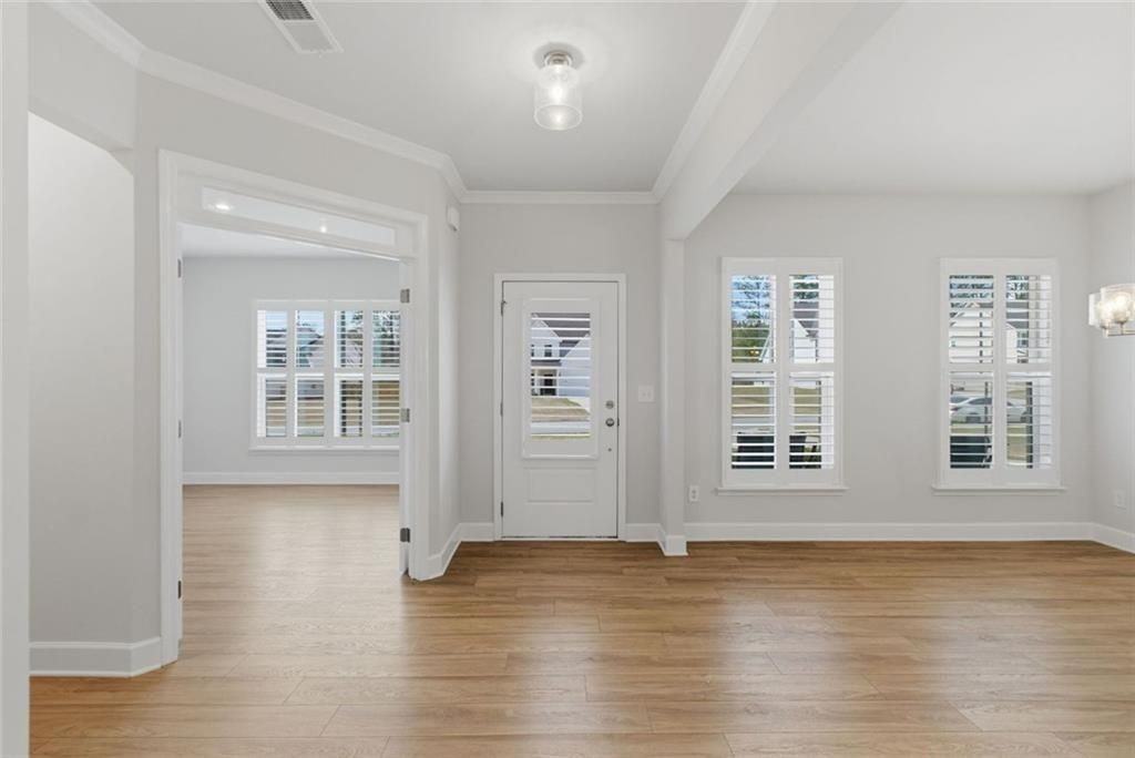 2044 Garvin Rd - Photo 5 of 47