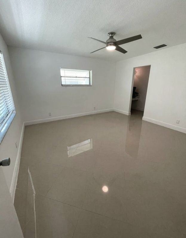 19336 Carolina Cir - Photo 3 of 8