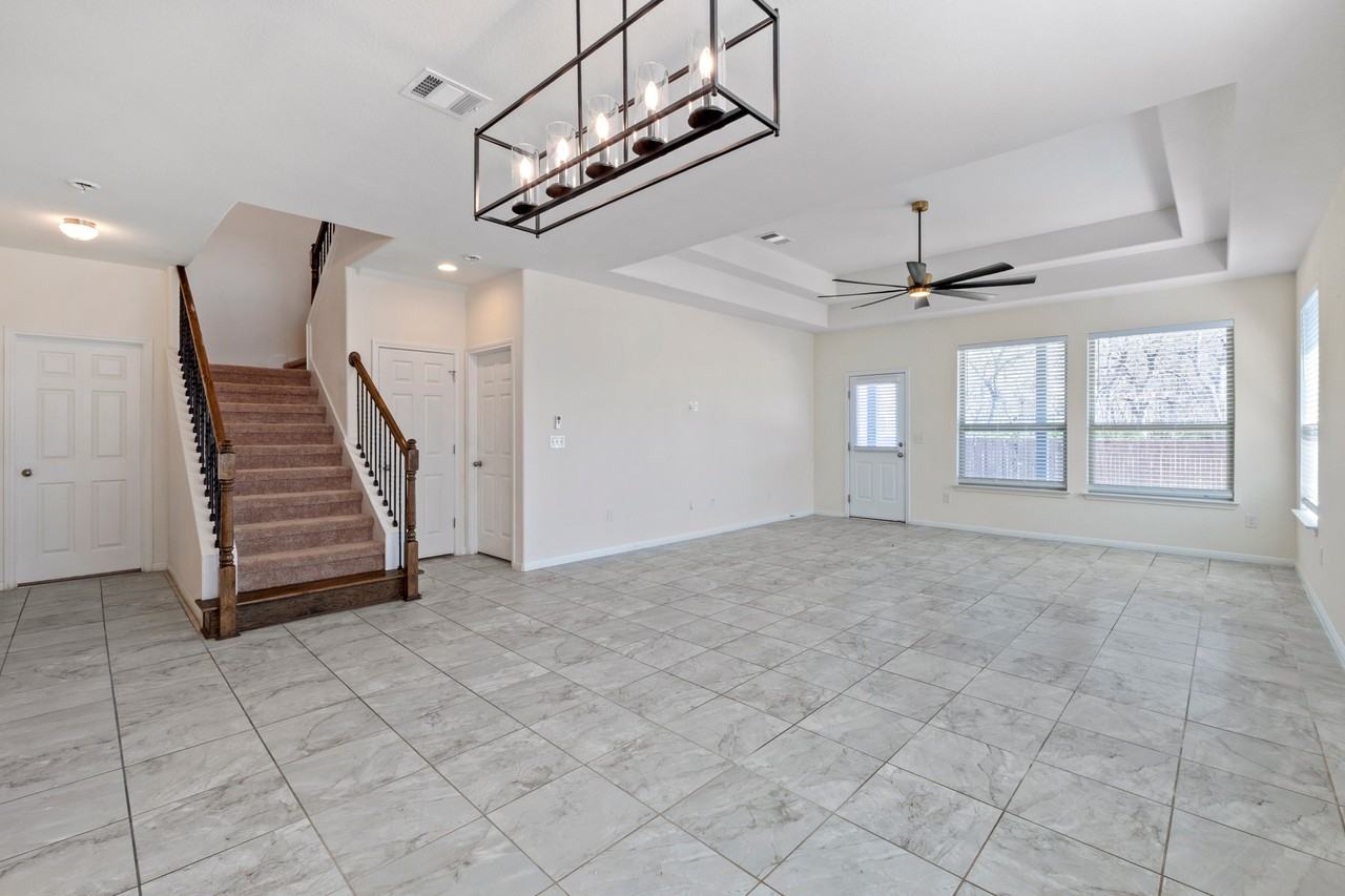 405 Little Draw Ln #1 - Photo 4 of 10